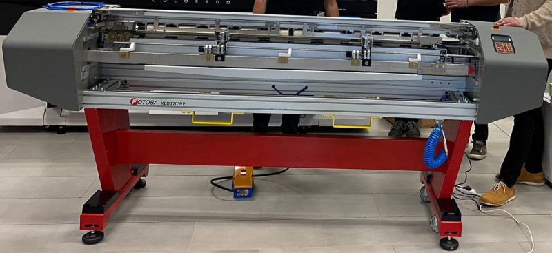 Fotoba - XLD170 WALLPAPER